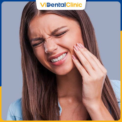 Sau khi trồng răng bạn có thể cảm thấy đau nhức, khó chịu